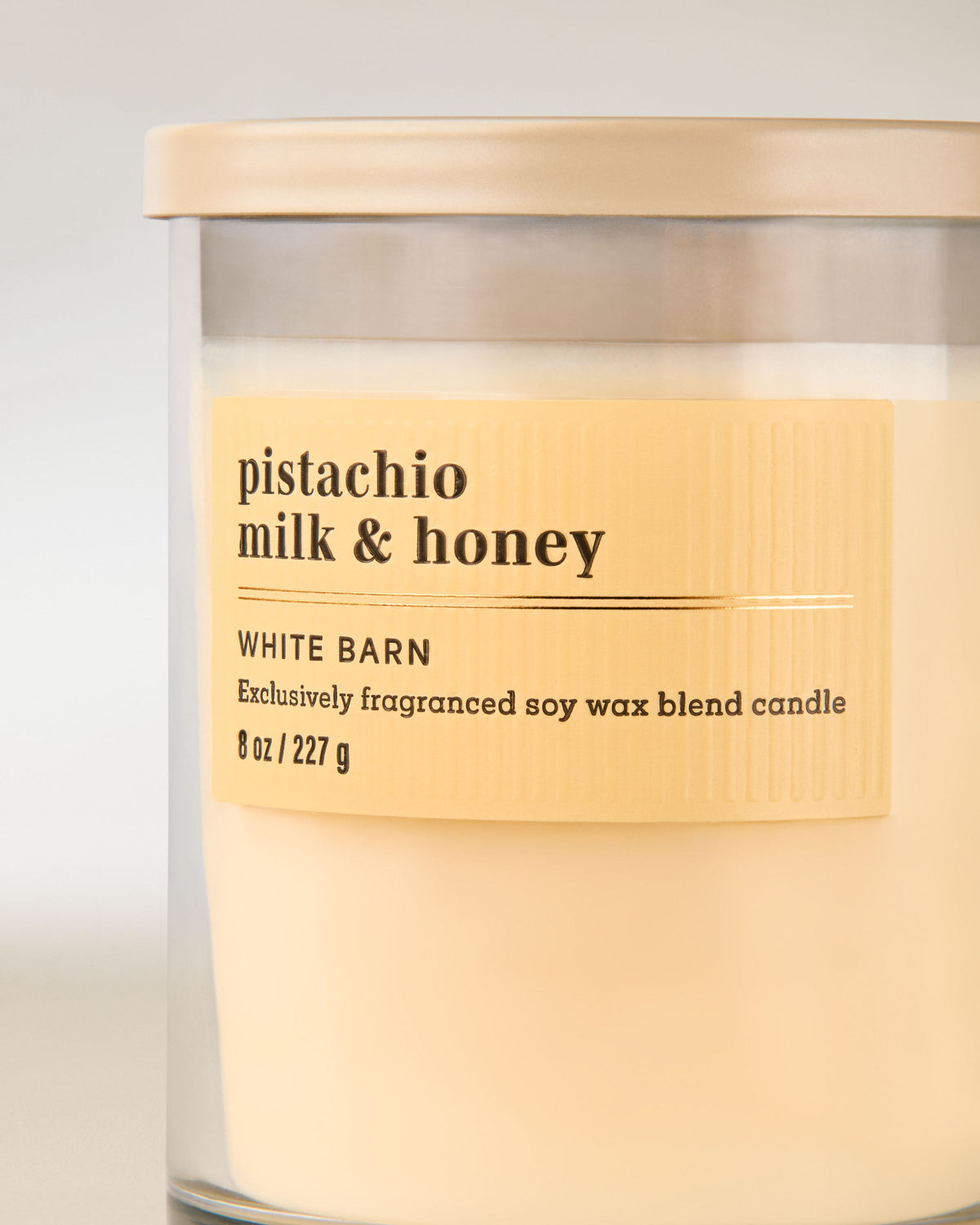 Bath & Body Works Pistachio Milk & Honey Single Wick Candle 8 oz / 227 g — image 2