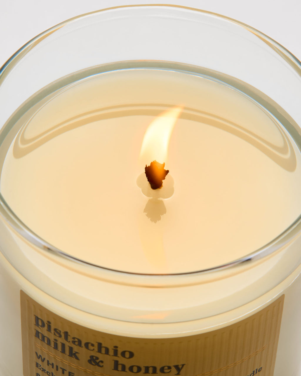 Bath & Body Works Pistachio Milk & Honey Single Wick Candle 8 oz / 227 g — image 4