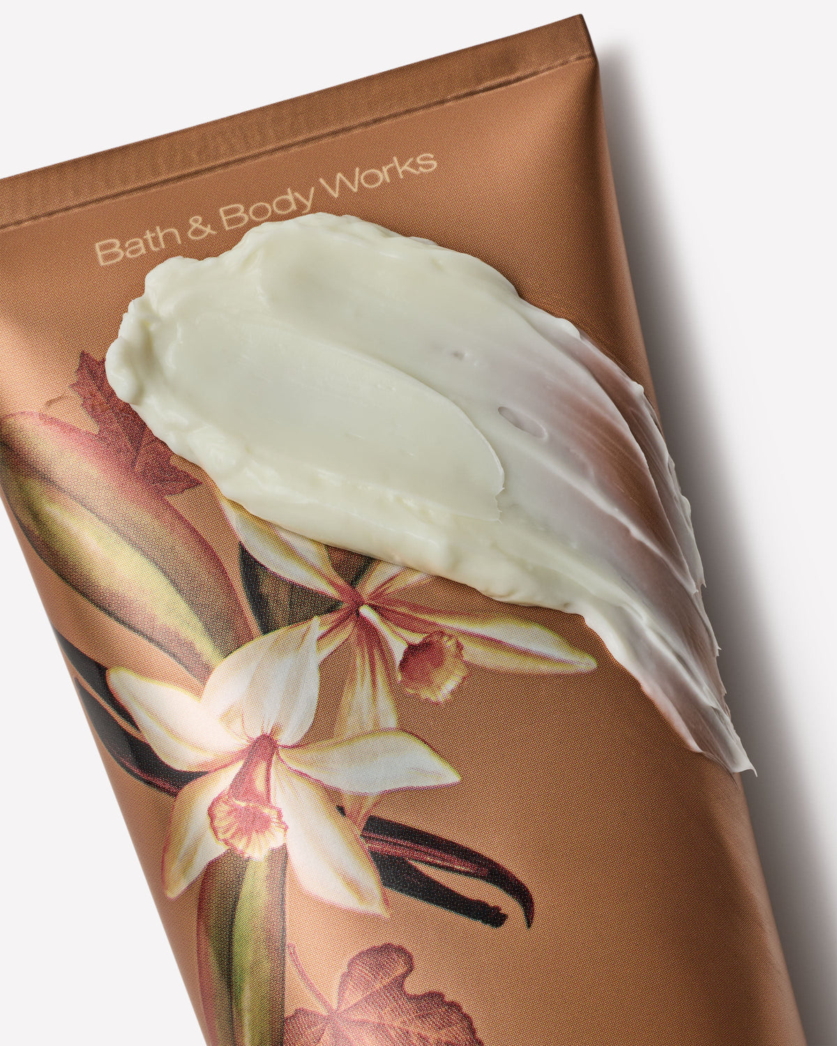 Bath & Body Works Whipped Honey & Vanilla Ultimate Hydration Body Cream 8 oz / 226 g — image 2
