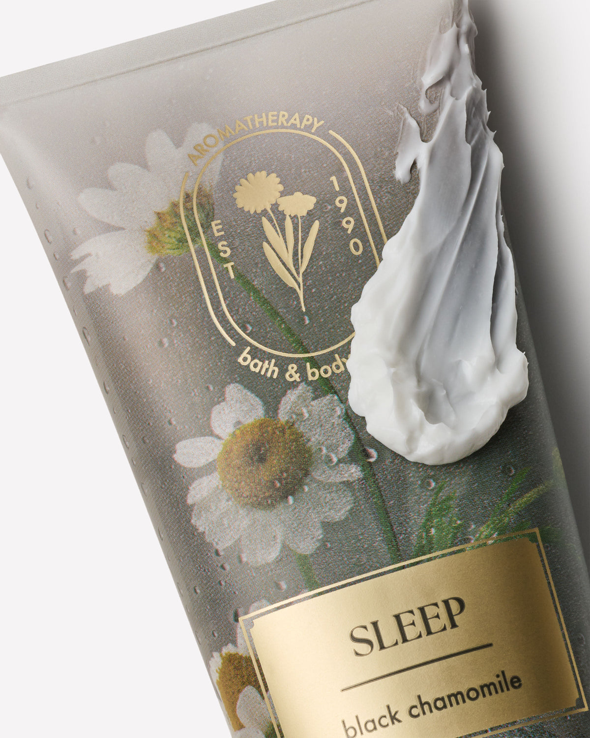 Bath & Body Works Black Chamomile Ultimate Hydration Body Cream 8 oz / 226 g — image 2