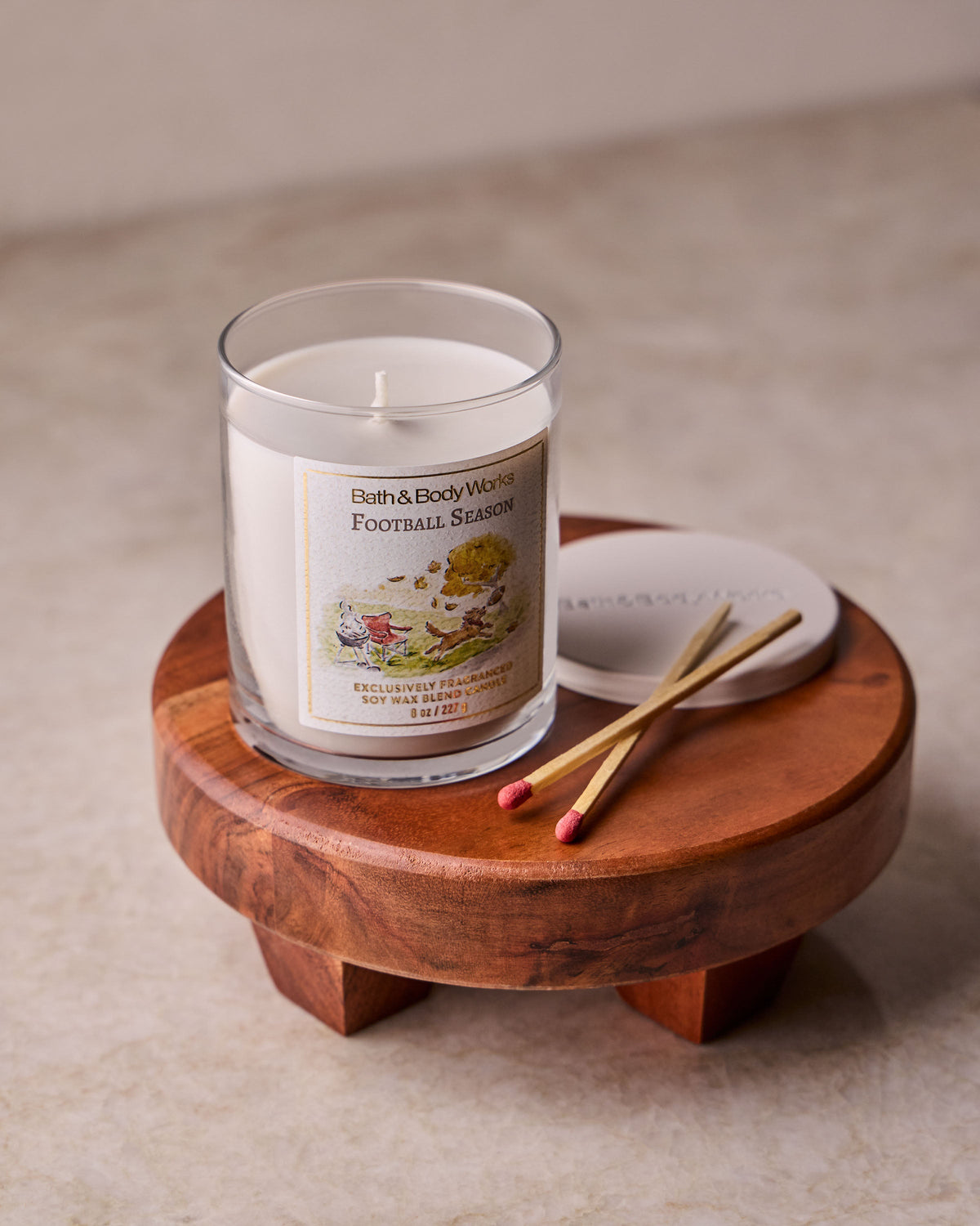 Bath & Body Works Football Season Single Wick Candle 8 oz / 227 g — image 4