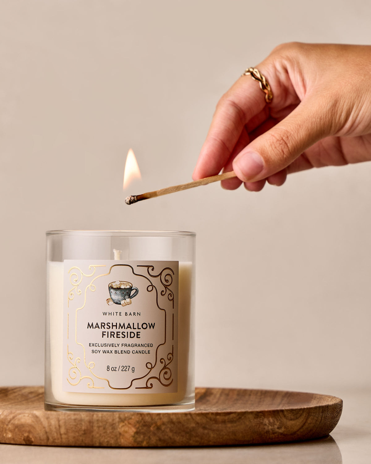 Bath & Body Works Marshmallow Fireside Single Wick Candle 8 oz / 227 g — image 5