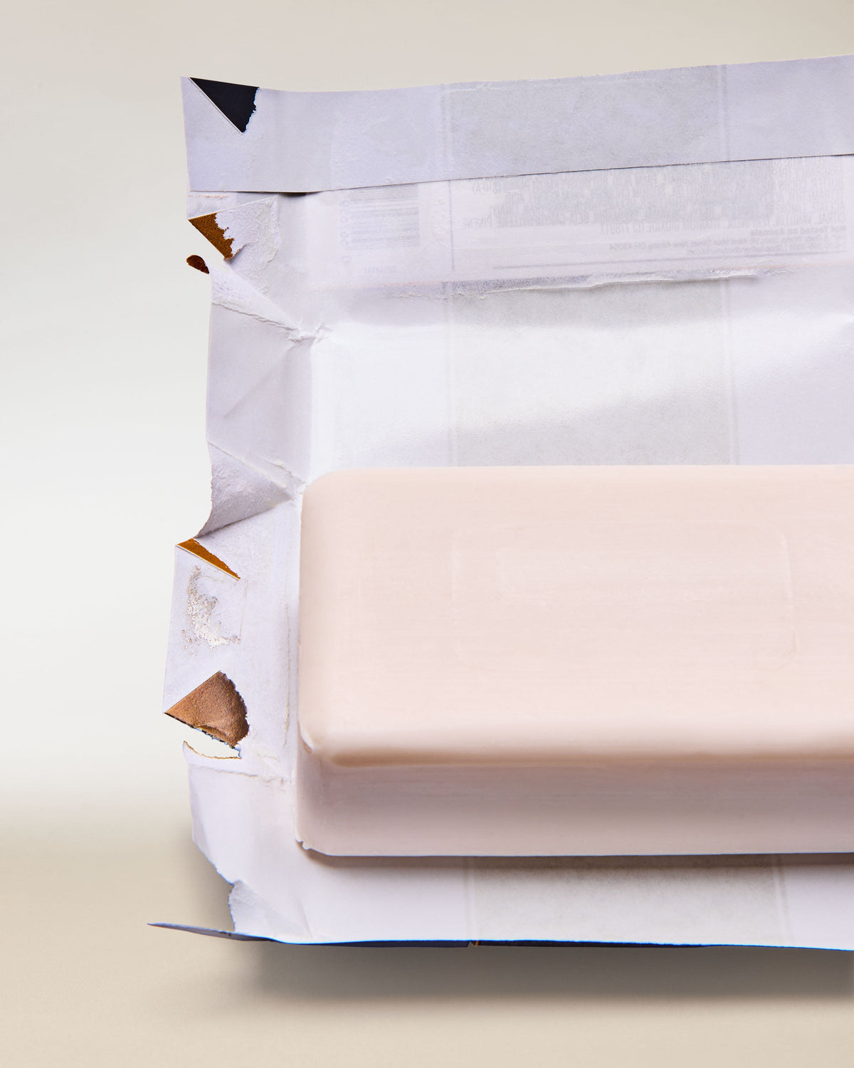 After Dark Shea Butter Cleansing Bar, 5 oz / 141.75 g, official product view 5