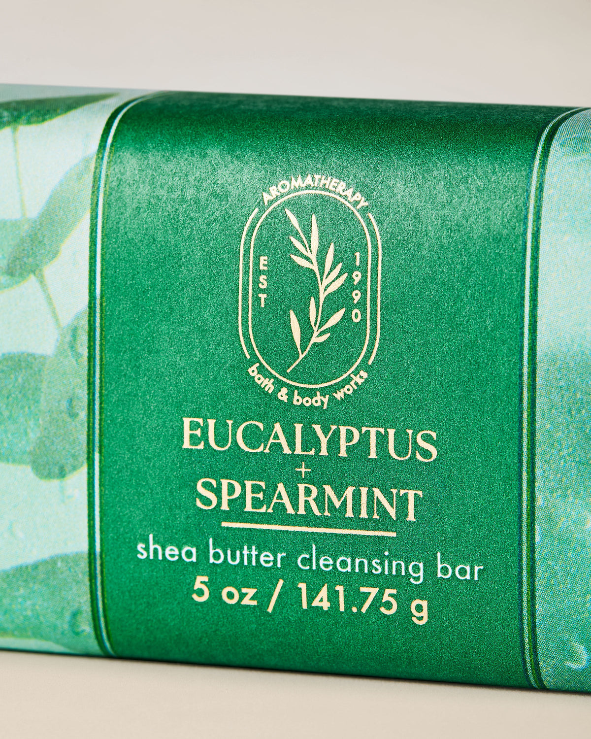 Eucalyptus Spearmint Shea Butter Cleansing Bar, 5 oz / 141.75 g, official product view 2