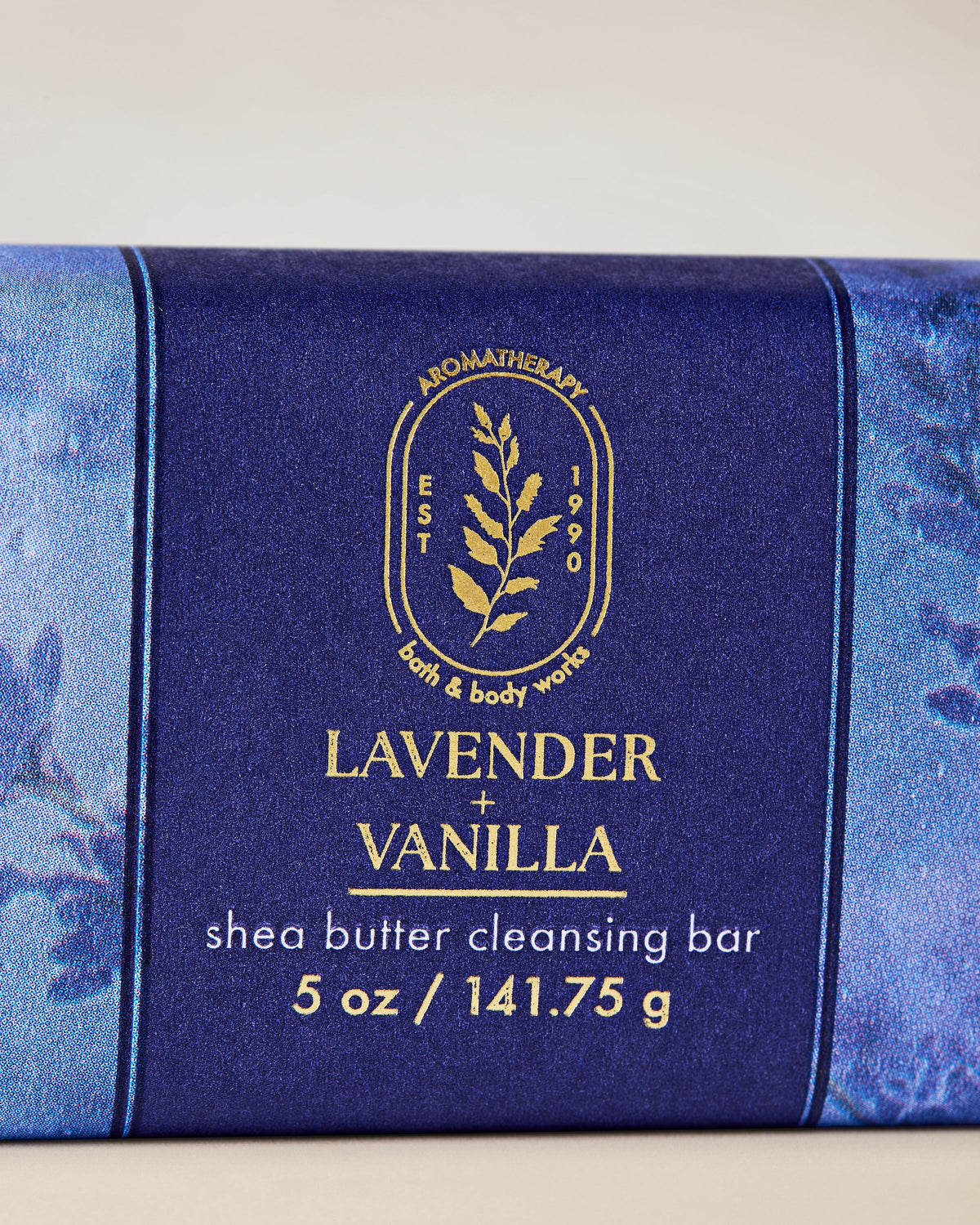 Lavender Vanilla Shea Butter Cleansing Bar, 5 oz / 141.75 g, official product view 2