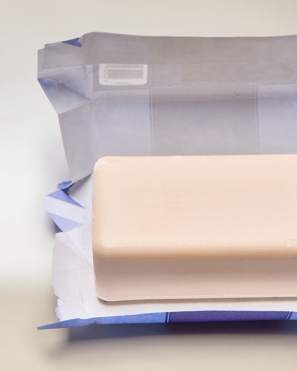 Lavender Vanilla Shea Butter Cleansing Bar, 5 oz / 141.75 g, official product view 5