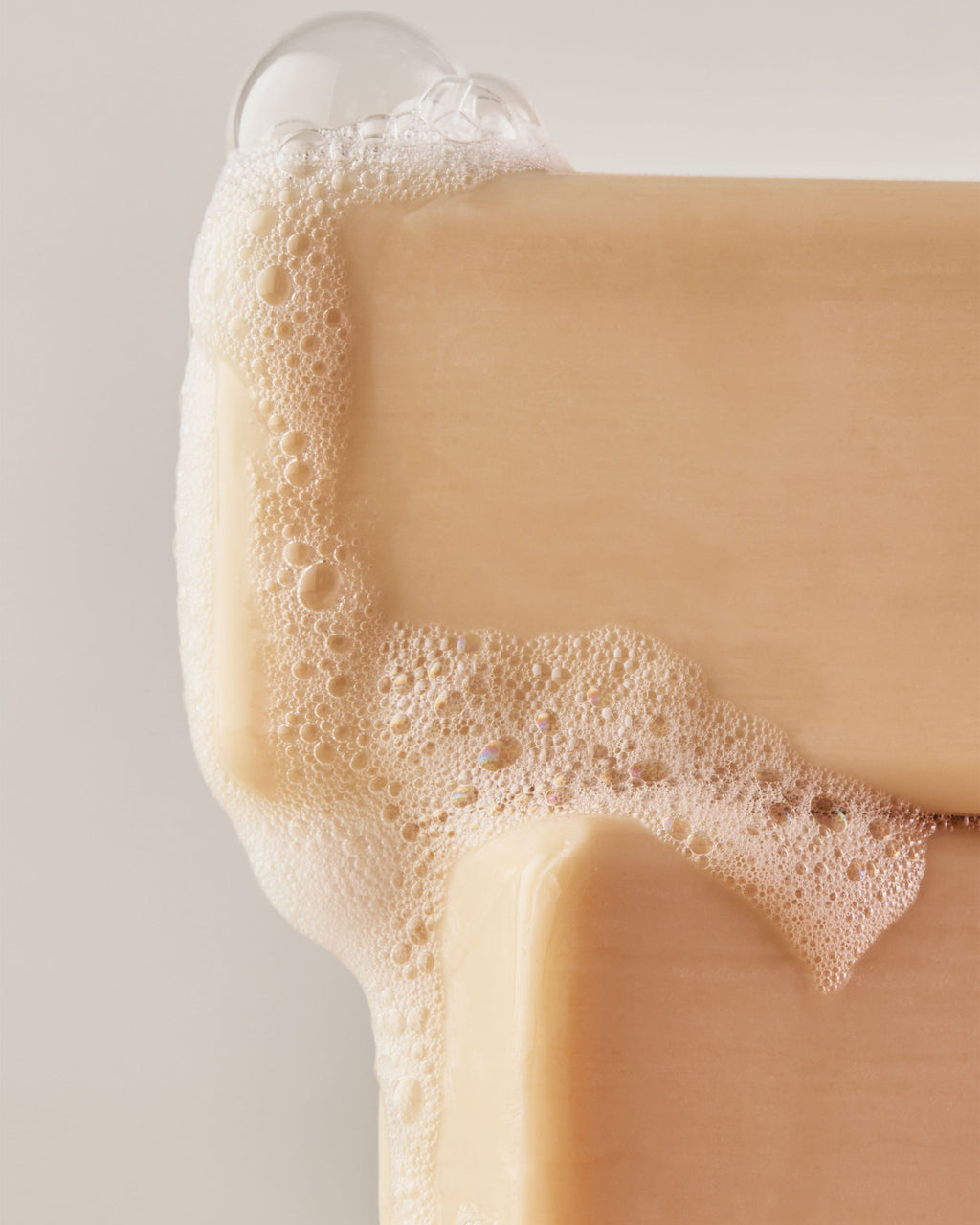 Mahogany Teakwood Shea Butter Cleansing Bar, 5 oz / 141.75 g, official product view 4