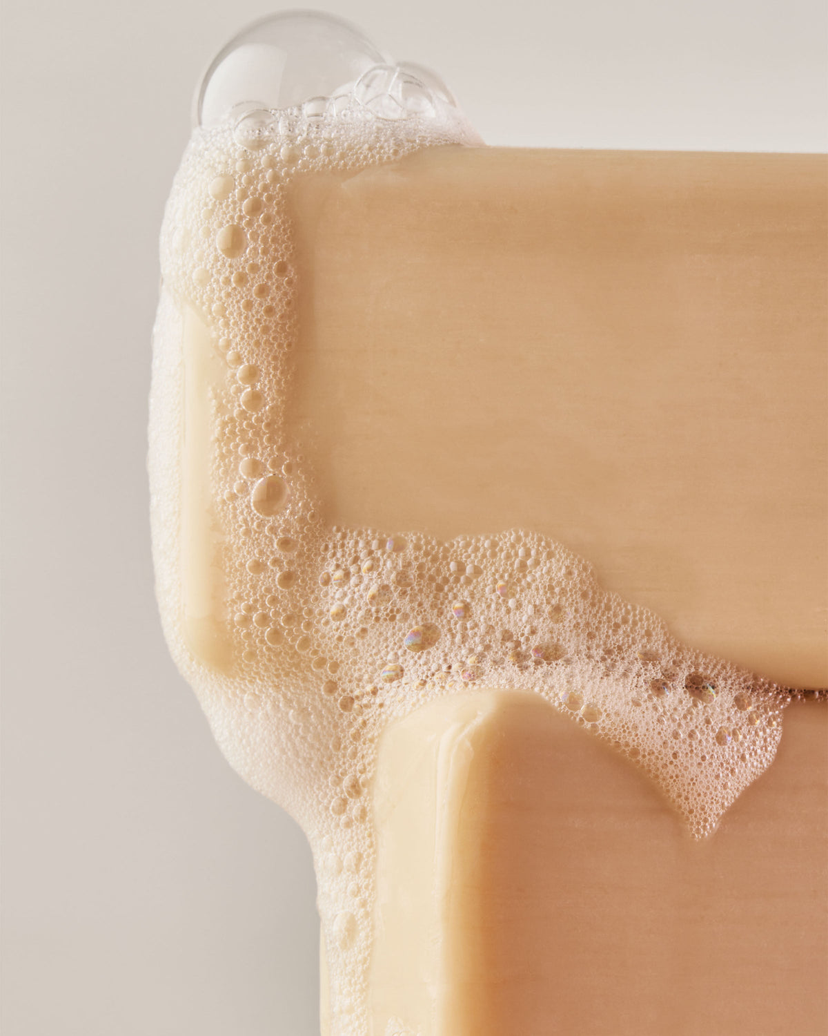 Mahogany Teakwood Shea Butter Cleansing Bar, 5 oz / 141.75 g, official product view 4