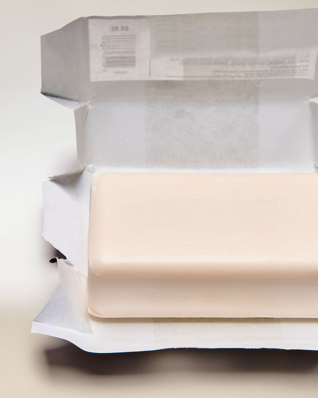 Noir Shea Butter Cleansing Bar, 5 oz / 141.75 g, official product view 5